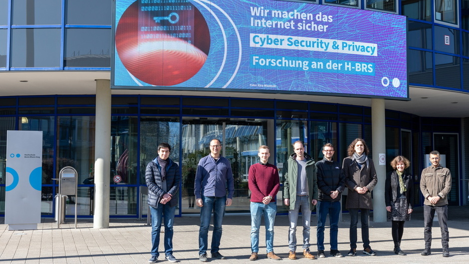 Seitenkanalattacken: Informatiker der Hochschule Bonn-Rhein-Sieg entwickeln neuartige Schutzverfahren
