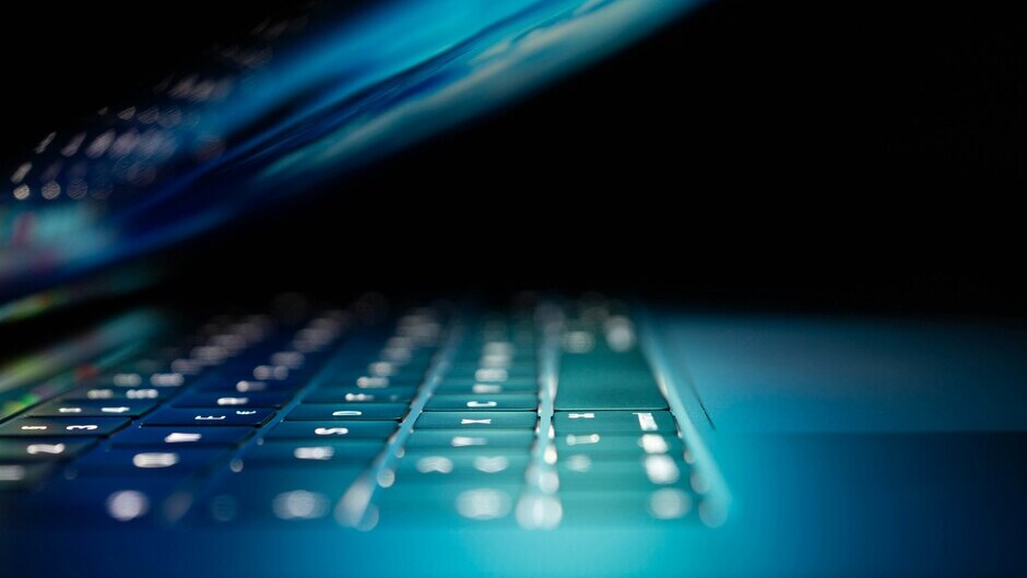 Aktualisierte IT-Sicherheitsrichtlinie richtet Fokus auf Sicherheitsbewusstsein und Prävention von Cyber-Kriminalität