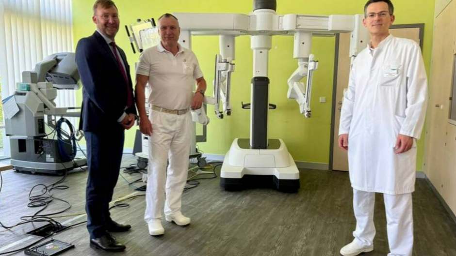 Hightech für die Region: OP-Roboter da Vinci verstärkt die Oberlausitz-Kliniken