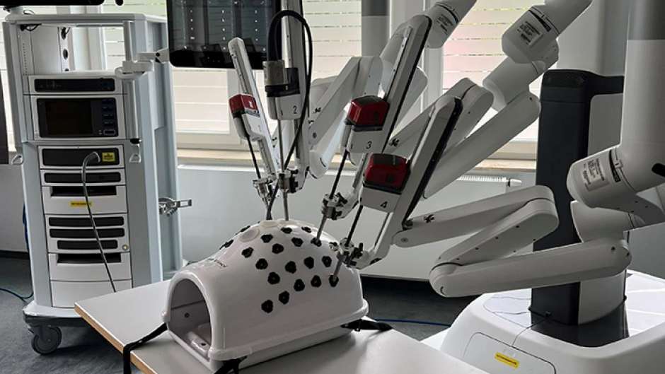 Robotertage in den Knappschaft Kliniken Lünen boten Einblicke in die Zukunft der Chirurgie