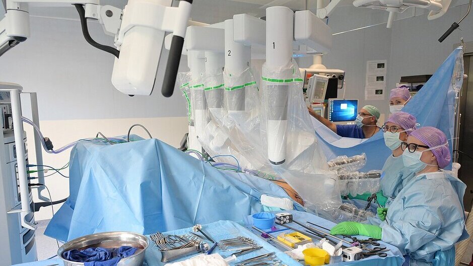 Erste roboterassistierte Nierentransplantation in Erlangen