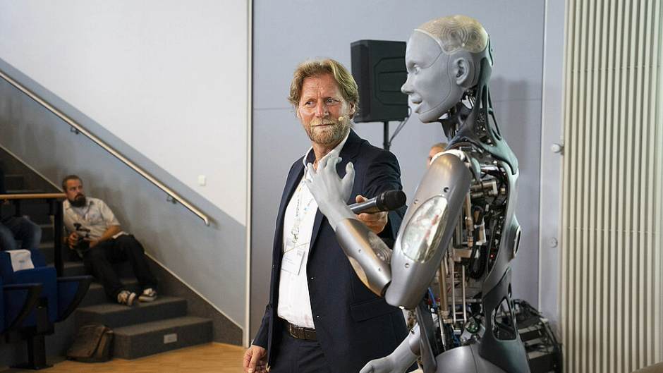 Digitalisierung revolutioniert ländliche Gesundheitsversorgung – Einblicke aus Telemedizin und Robotik im Video-Rückblick