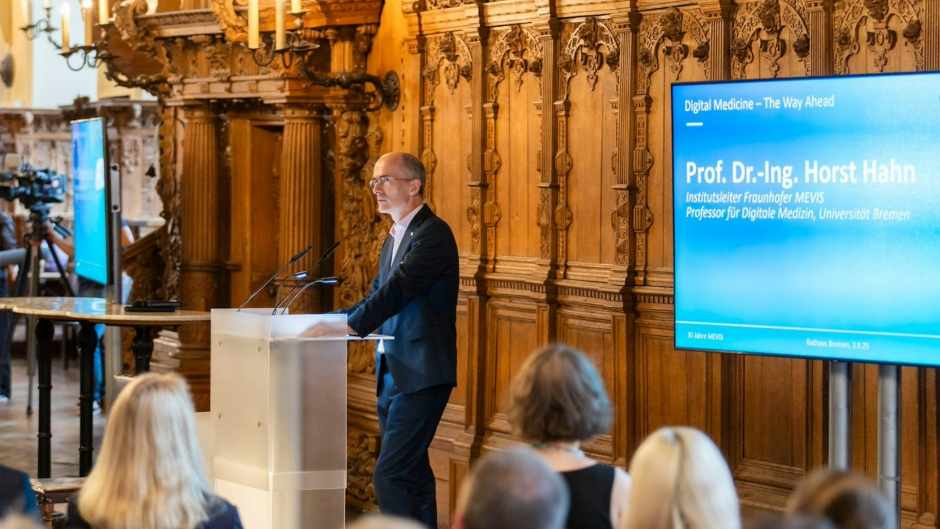 Fraunhofer MEVIS: 30 Jahre Innovationen für die digitale Medizin und zukunftsweisende KI-Lösungen in der Gesundheits-IT