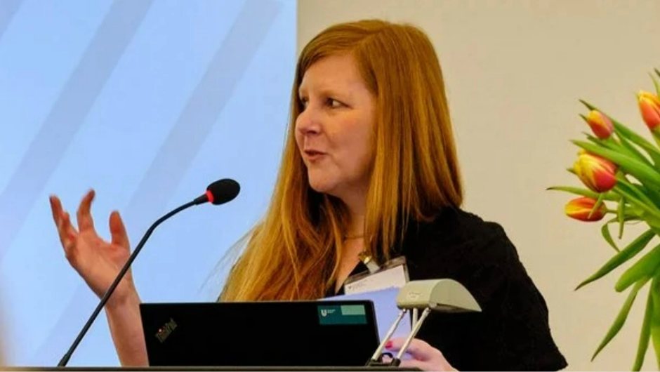 Online-Vortrag: „Bereit für die Zukunft: Erfolgsfaktoren für den KI-Einsatz in der Pflege“