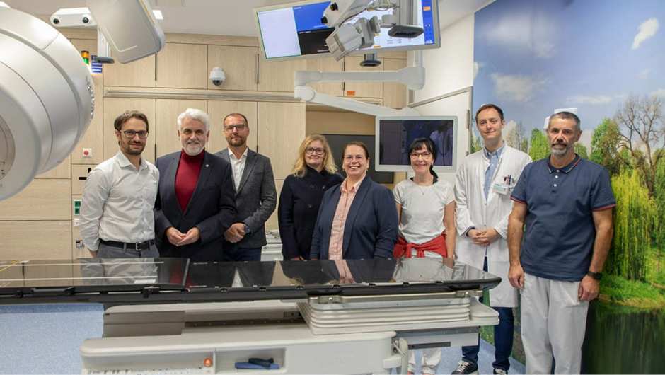 Universitätsmedizin Magdeburg nimmt neuen Linearbeschleuniger in Betrieb