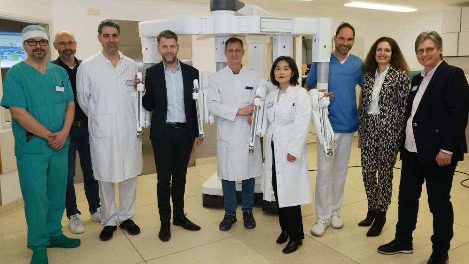 Präzision aus Menschenhand: Klinikum Wolfsburg startet robotische Chirurgie