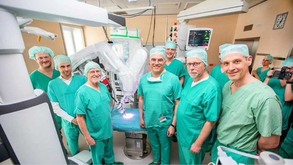 Rossmann und Braukmann Stiftung finanzieren OP-Robotik an der Medizinischen Hochschule Hannover