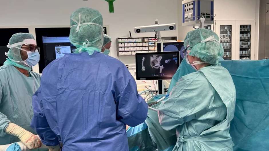 Robotik bei Knie- und Hüftprothesen: Infoabend in Bad Aibling