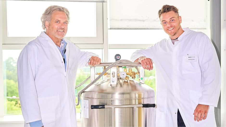 Bochumer Forschende entwickeln Immuno-Infrarot-Sensor zur Früherkennung von Alzheimer und Parkinson per Bluttest