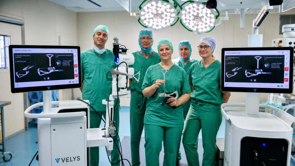 Robotergestützte Knieendoprothetik: Asklepios Schwalmstadt setzt auf VELYS-System