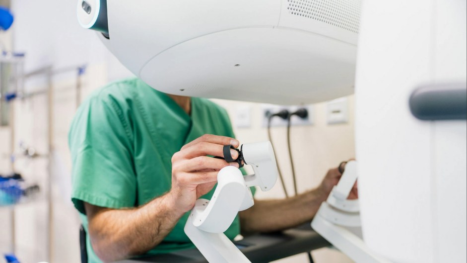 Helios baut roboterassistierte Chirurgie an über 40 Standorten aus
